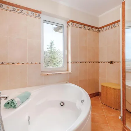 5 Bedroom Beautiful In * Labin